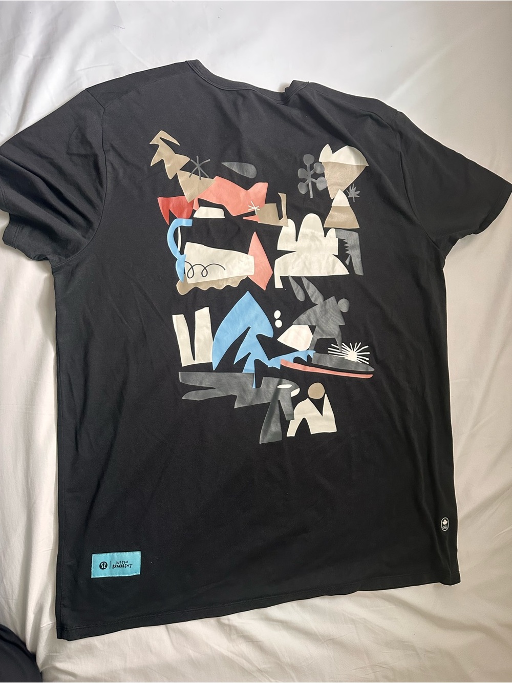 Lululemon Team Canada Justin Broadbent Tshirt xl